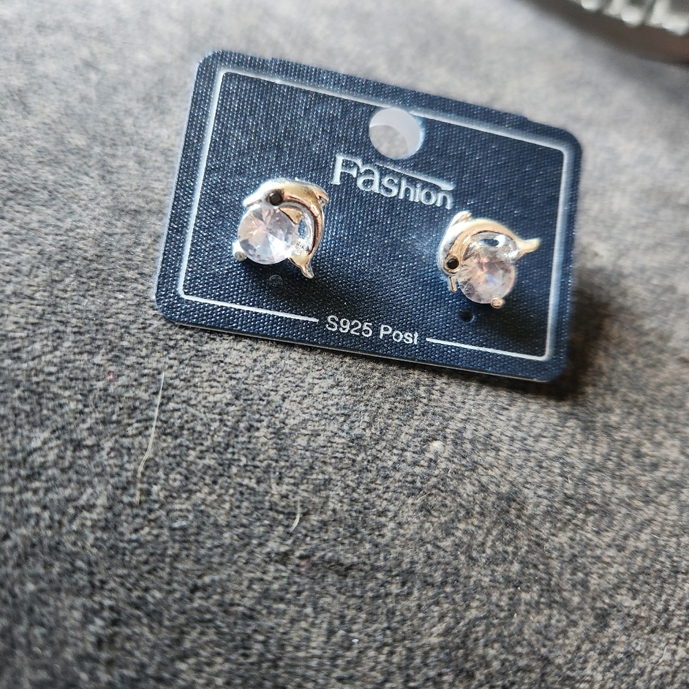 βΌοΈ~NEW~S925 Dolphin Stud Earrings.βΌοΈ